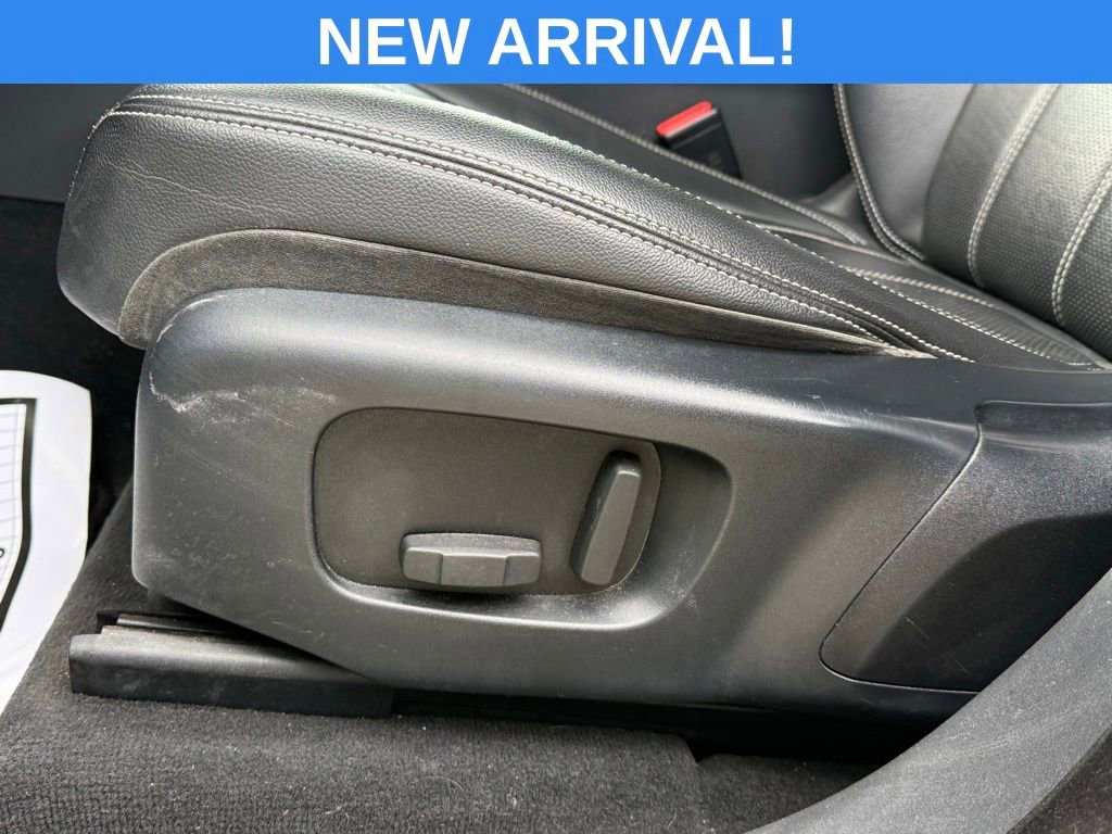 Used 2019 Land Rover Range Rover Velar R-Dynamic SE image 26