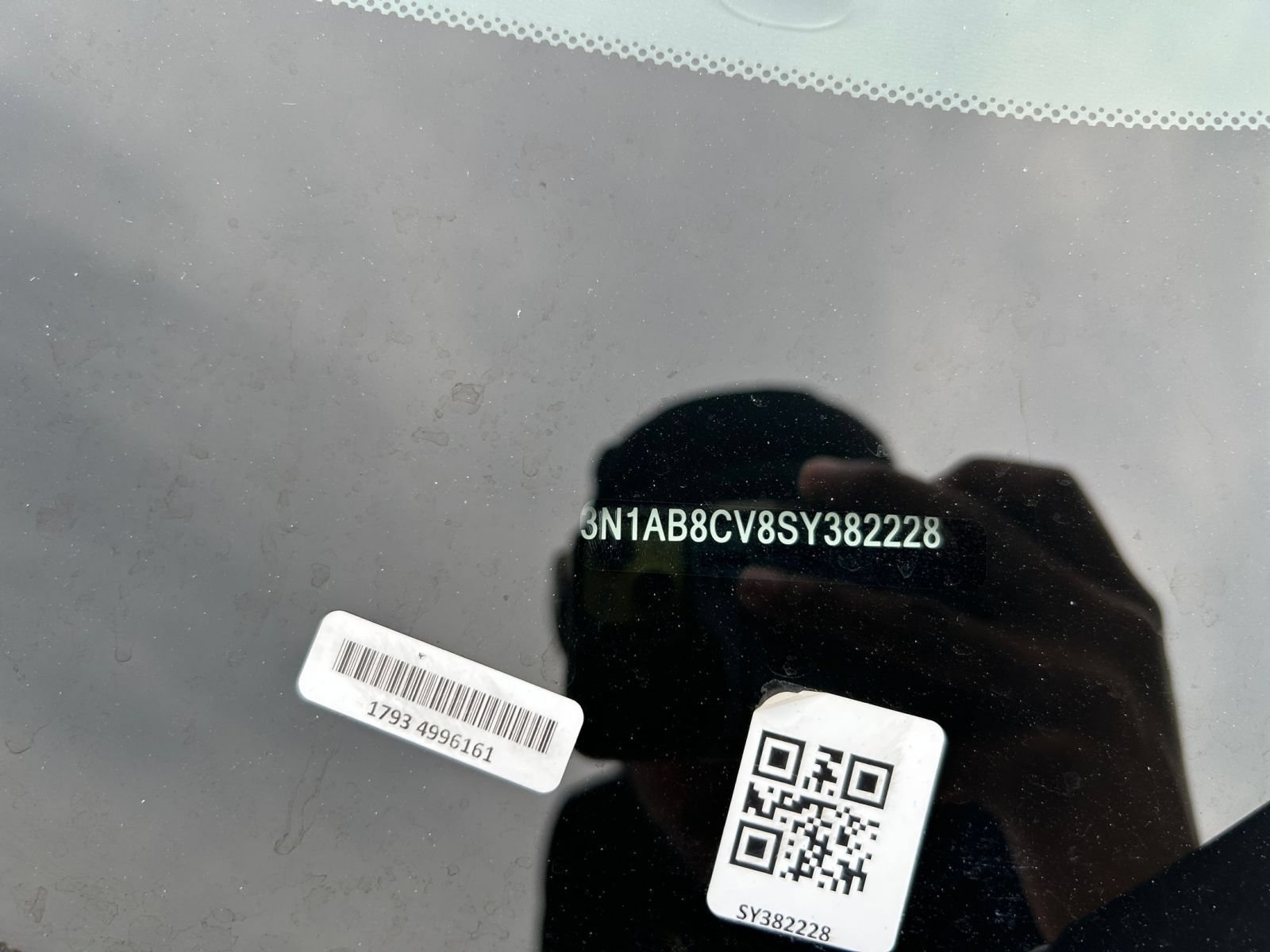 Used 2025 Nissan Sentra SV FWD image 23