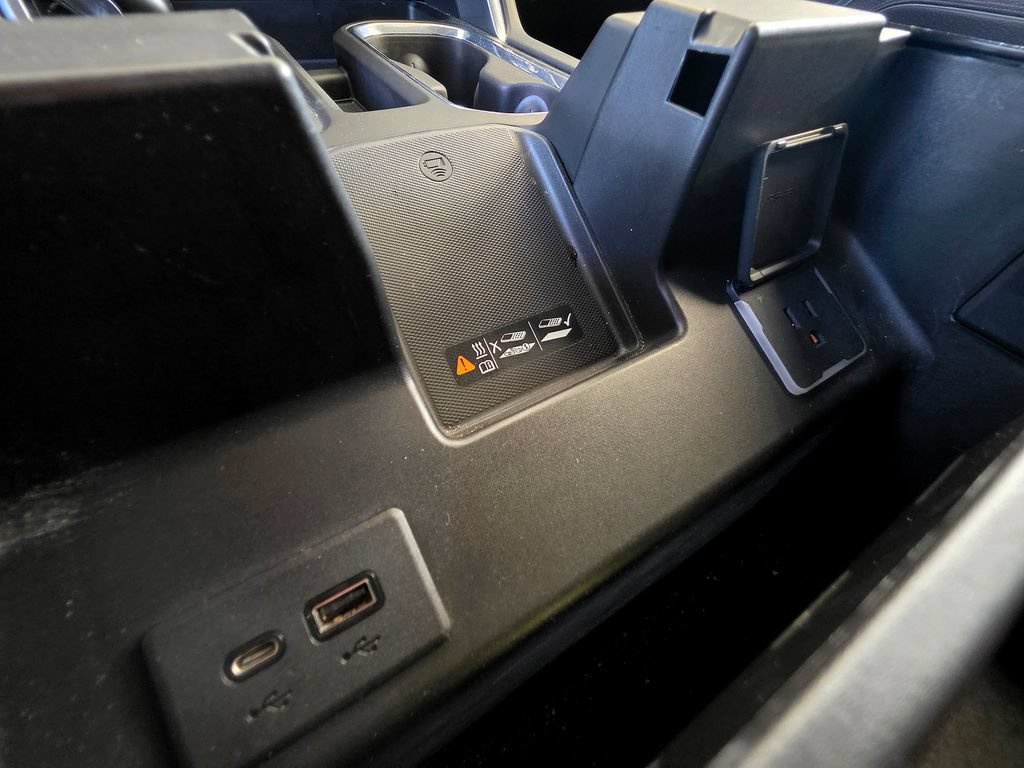 Used 2022 GMC Sierra 1500 Denali AWD/4WD image 53