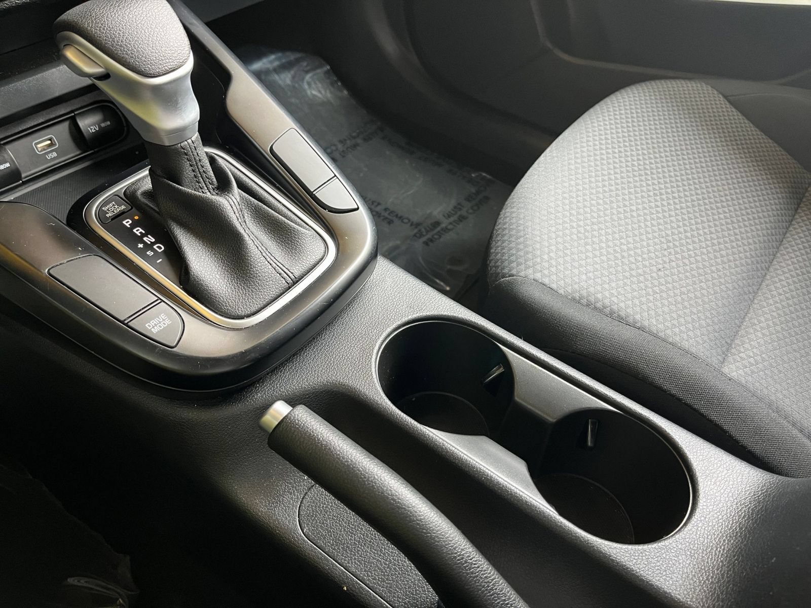 Used 2025 Kia Soul LX w/ LX Technology Package FWD image 46