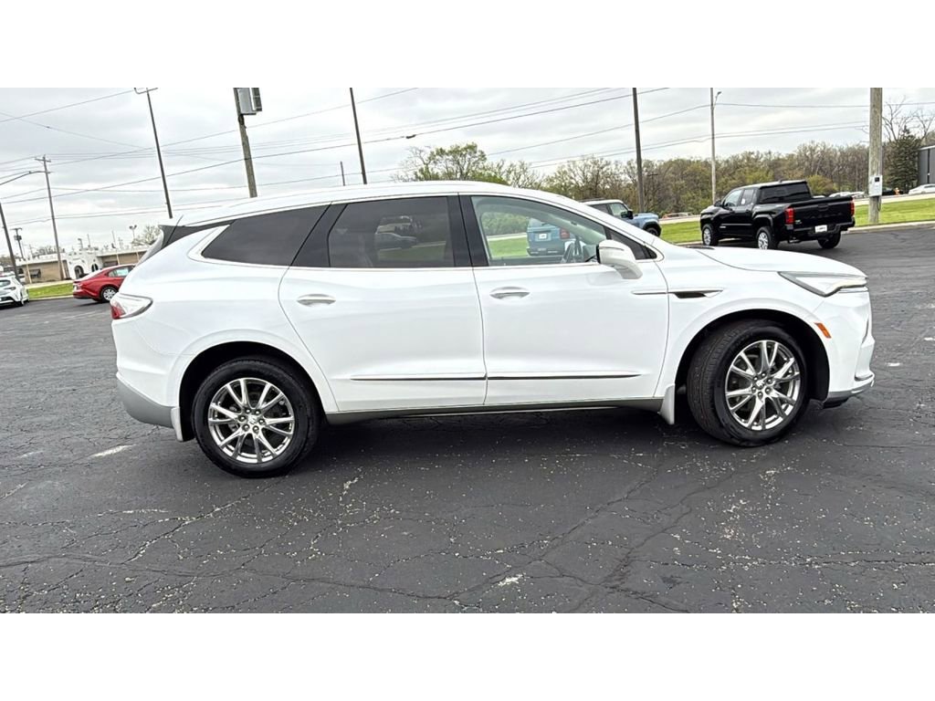 Used 2023 Buick Enclave Premium w/ Experience Buick Package AWD/4WD image 9