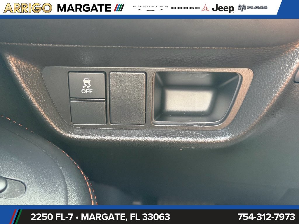 Used 2025 Honda HR-V Sport image 32