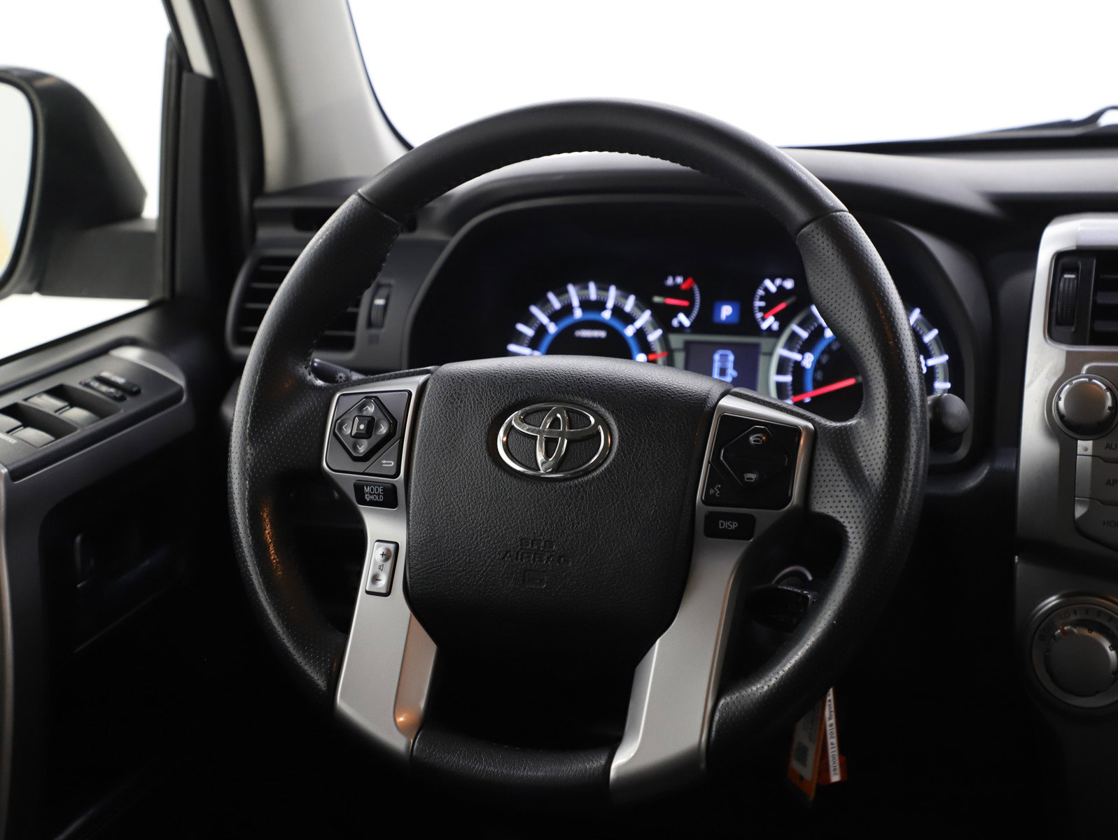 Used 2016 Toyota 4Runner SR5 image 14