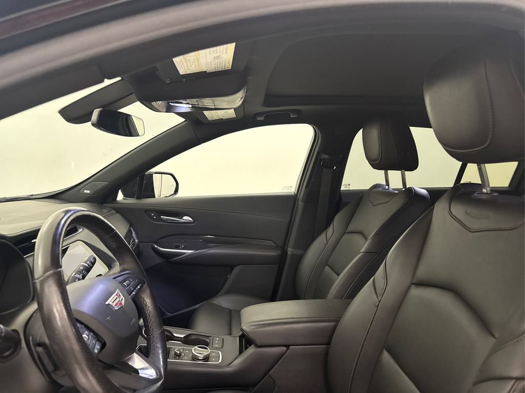Used 2019 Cadillac XT4 Sport w/ Cold Weather Package AWD/4WD image 29