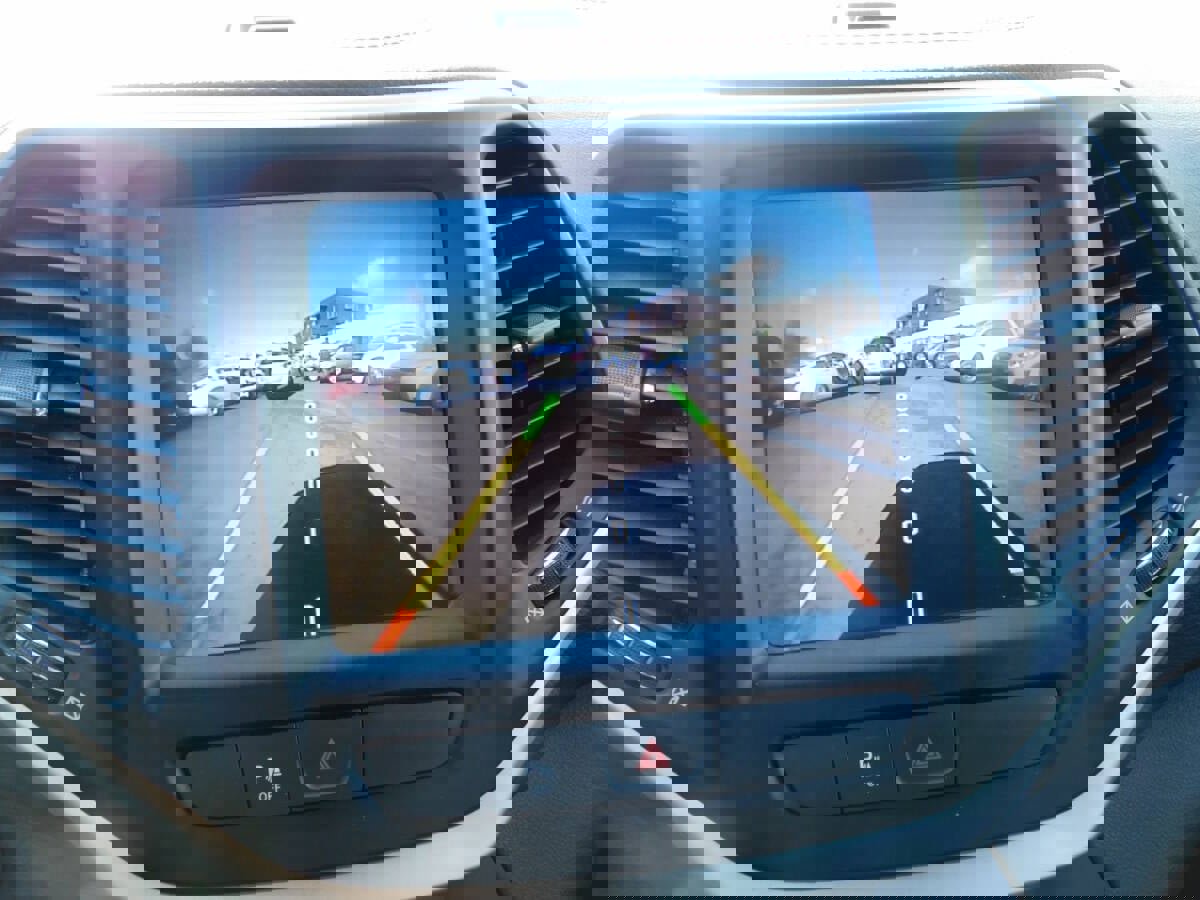 Used 2017 Jeep Cherokee Trailhawk image 14