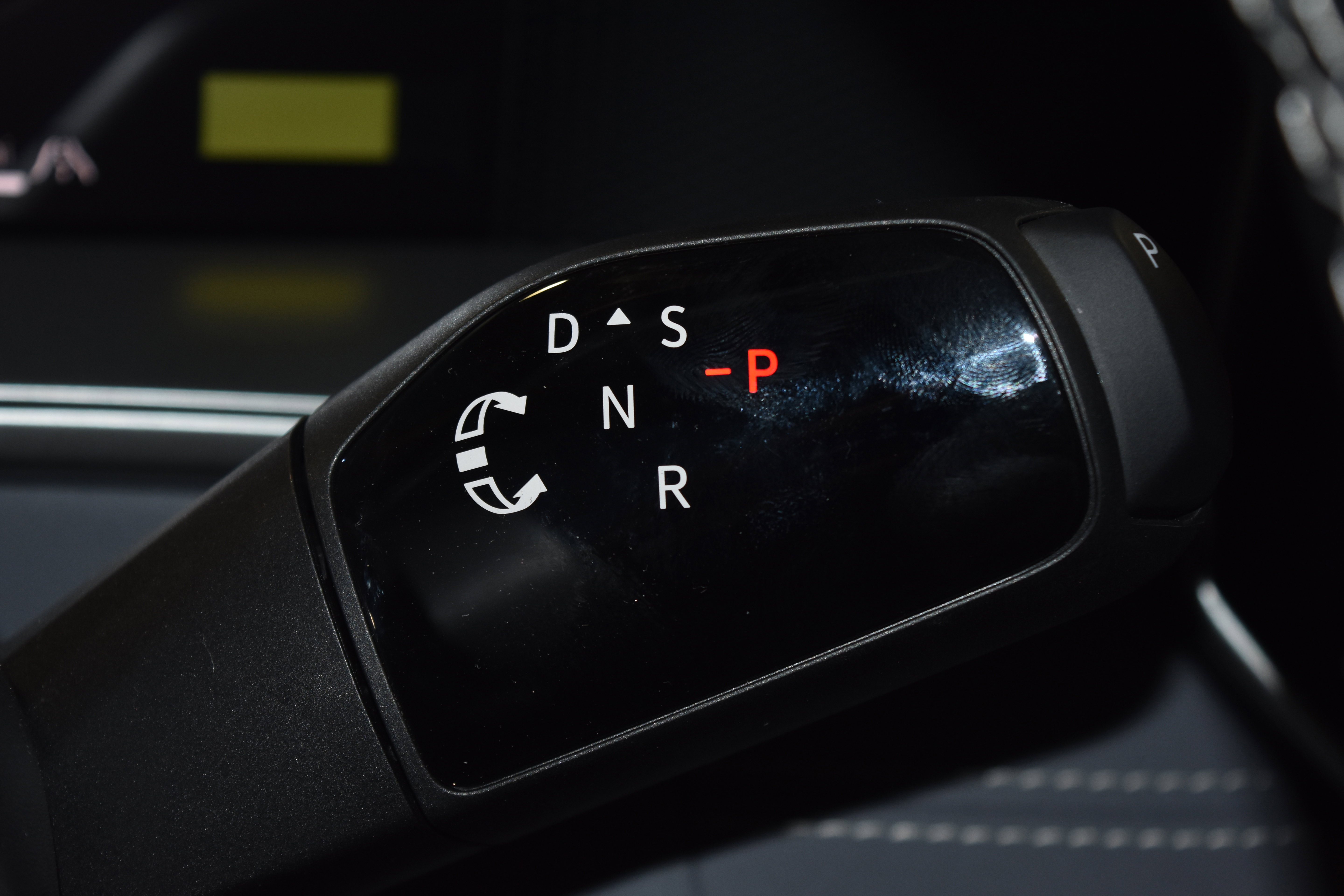 New 2026 Volkswagen Tiguan SE AWD/4WD image 14