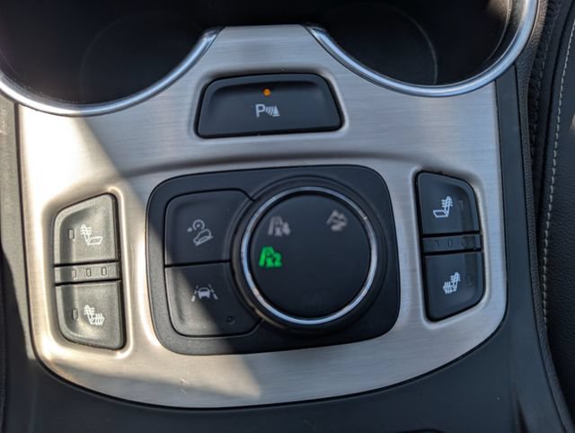 Used 2022 GMC Terrain Denali AWD/4WD image 36