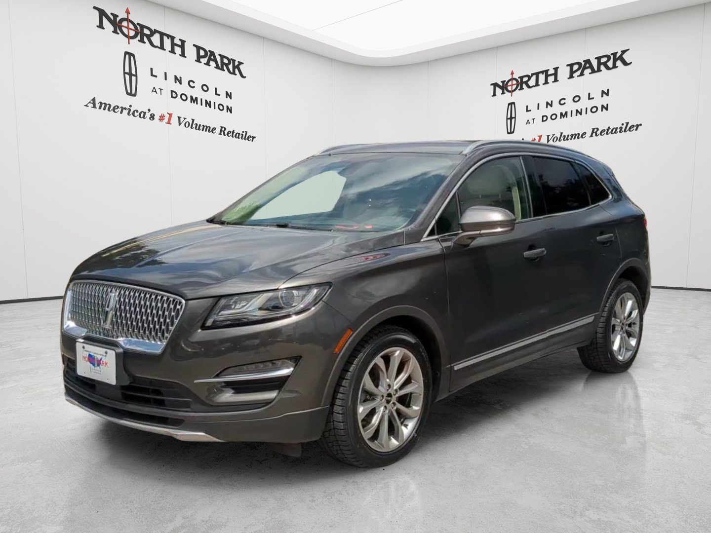 Used 2019 Lincoln MKC Select w/ MKC Climate Package FWD image 1