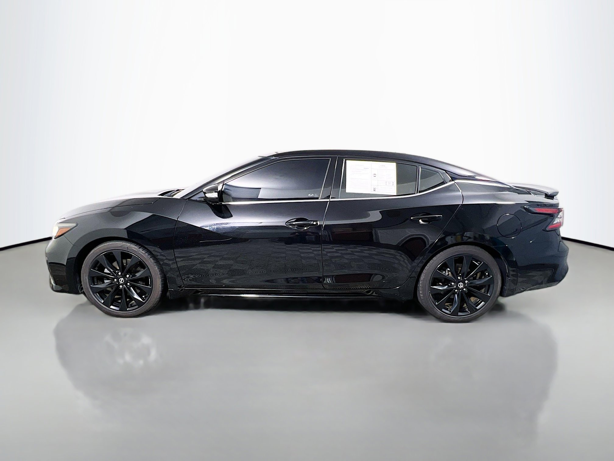 Used 2019 Nissan Maxima SR w/ Premium Package image 9