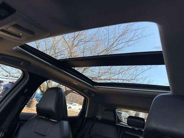 Used 2024 Nissan Ariya AWD image 14