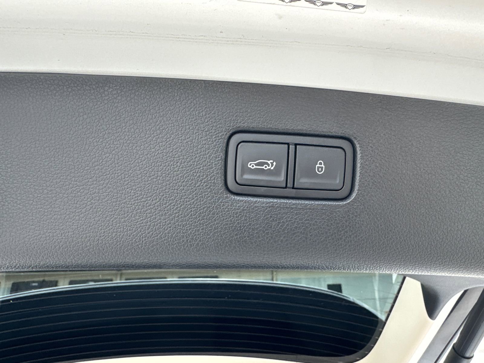 Used 2025 Genesis GV80 2.5T Advanced image 19