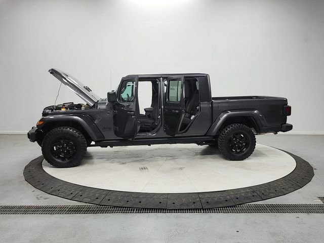 Used 2023 Jeep Gladiator Sport AWD/4WD image 12