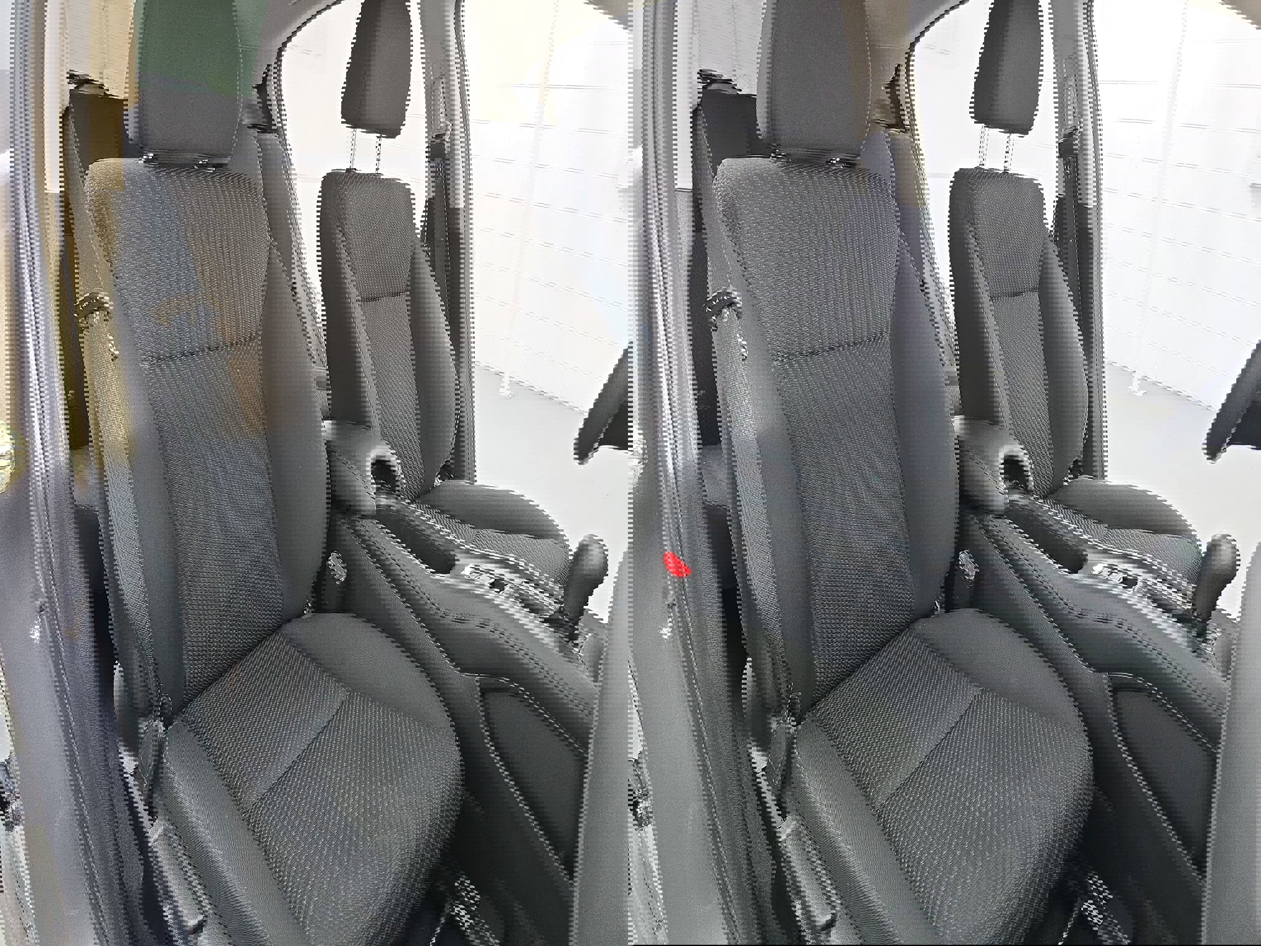 Used 2017 Honda HR-V EX image 10