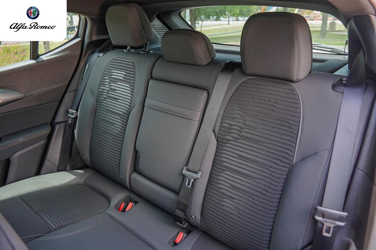 New 2025 Alfa Romeo Tonale image 24