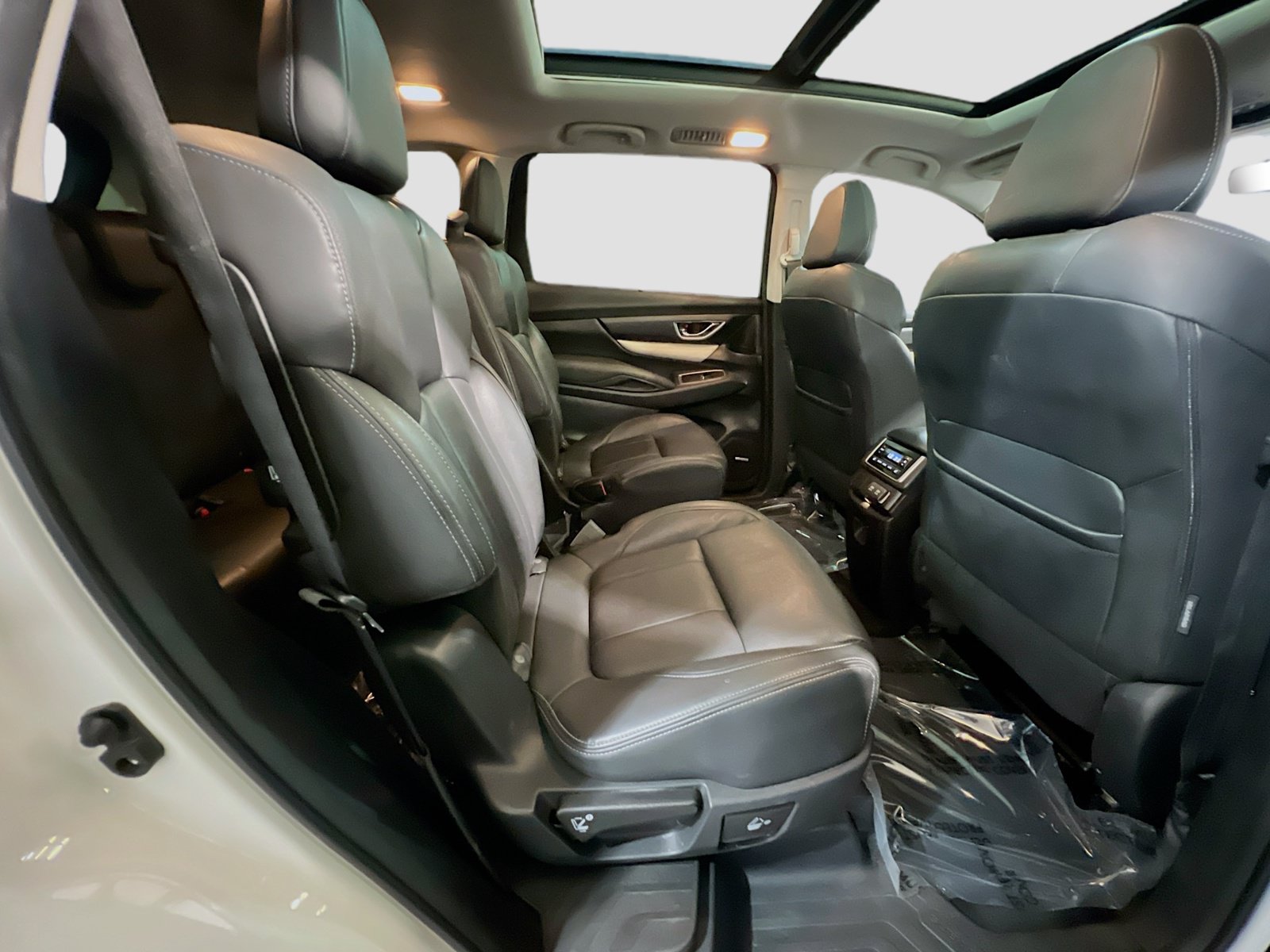 Used 2019 Subaru Ascent Limited AWD/4WD image 22