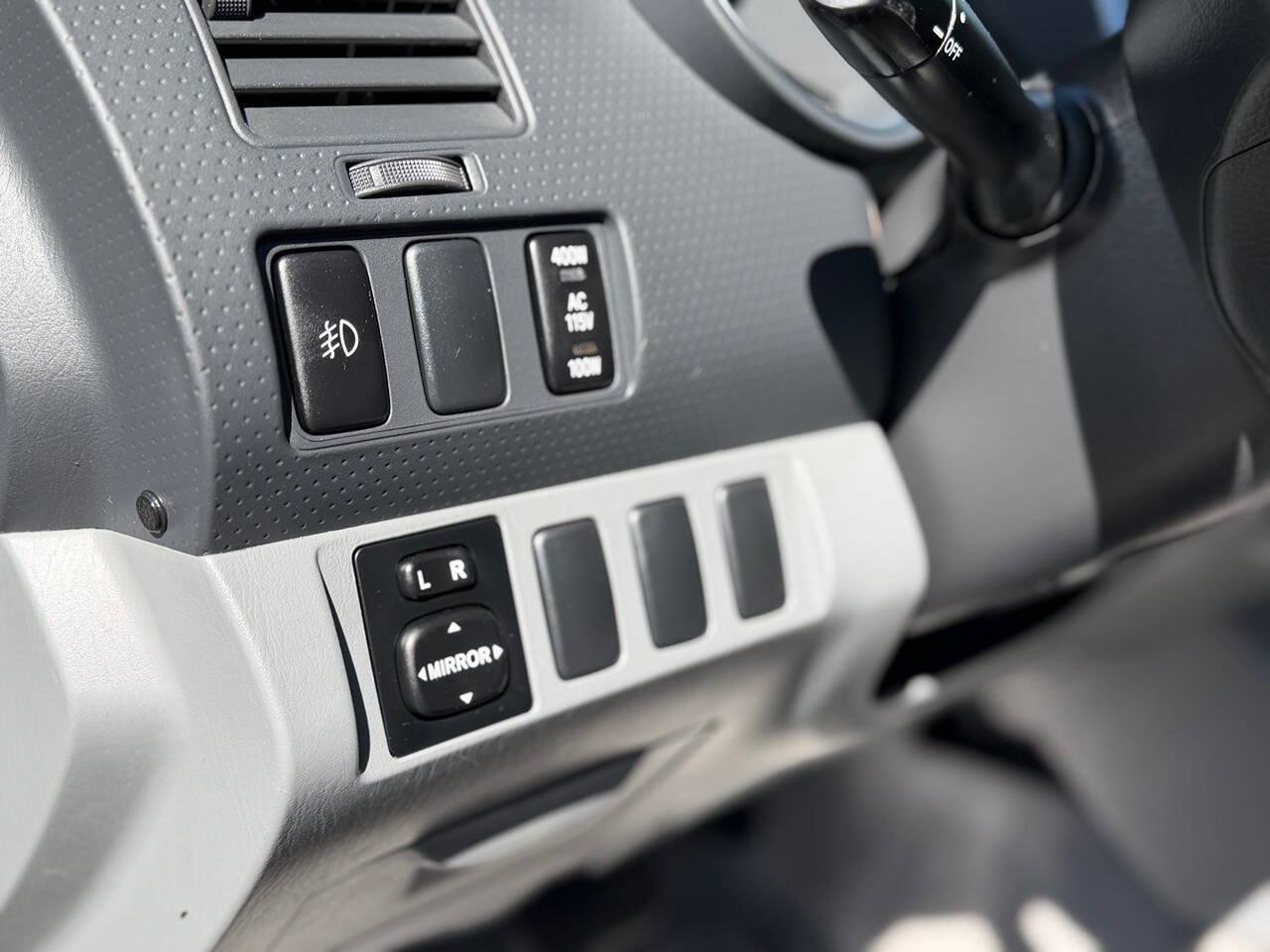 Used 2008 Toyota Tacoma PreRunner image 10