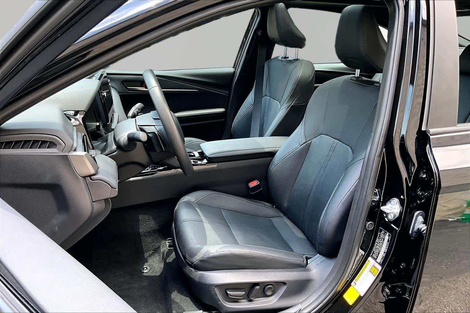 Certified 2025 Toyota Camry XSE FWD image 8