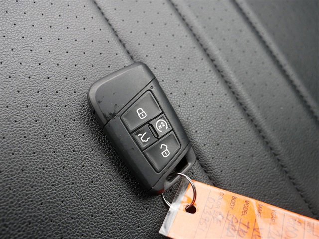 Certified 2024 Volkswagen Tiguan SE image 36