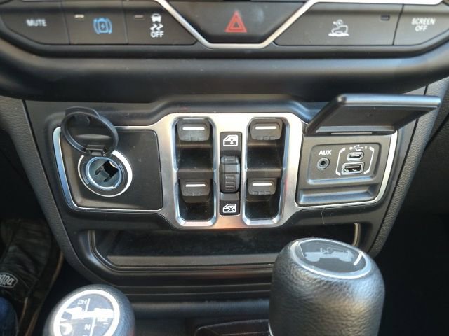 Certified 2023 Jeep Wrangler Unlimited w/ Sun & Screen Package image 22