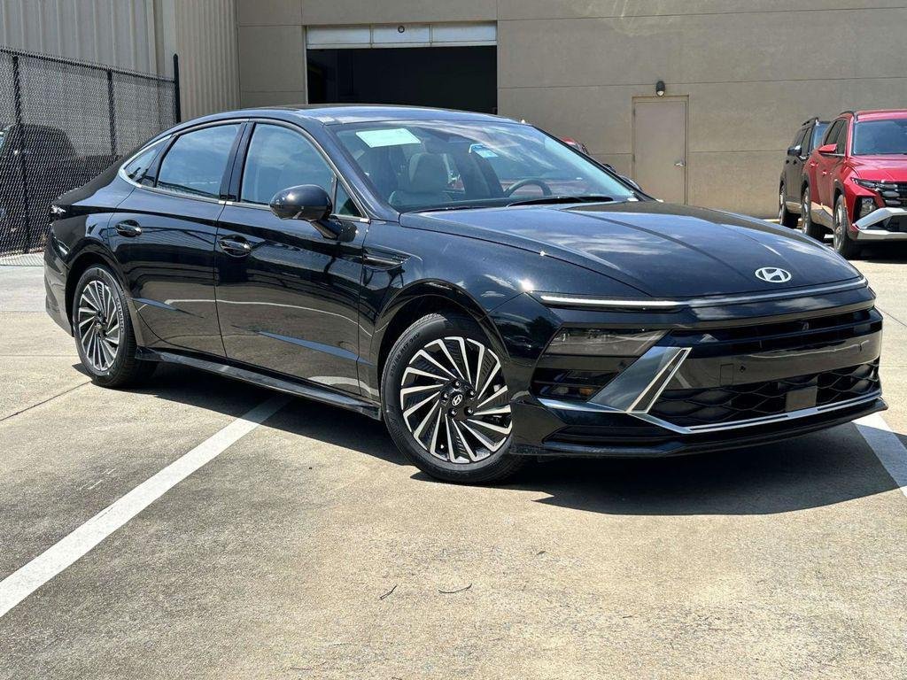 New 2026 Hyundai Sonata Limited FWD image 26