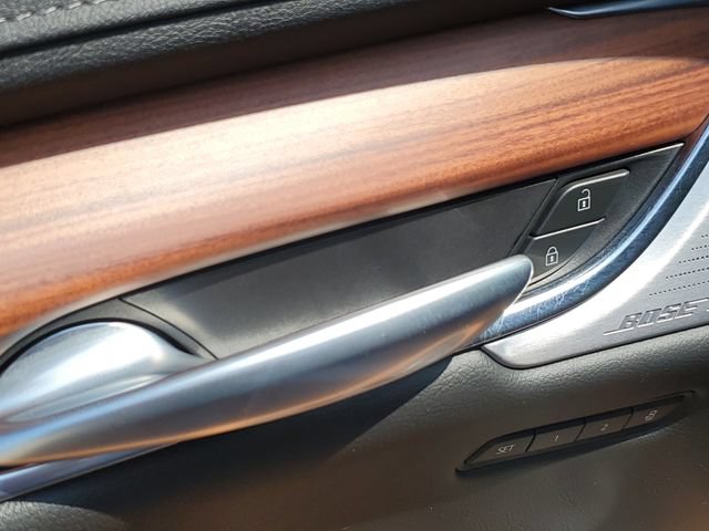 Certified 2023 Cadillac XT5 Premium Luxury w/ LPO, Floor Liner Package AWD/4WD image 23