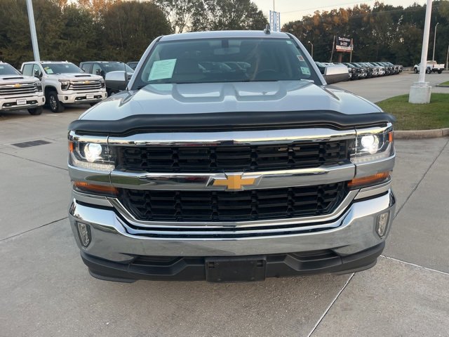 Used 2018 Chevrolet Silverado 1500 LT w/ Texas Edition image 11