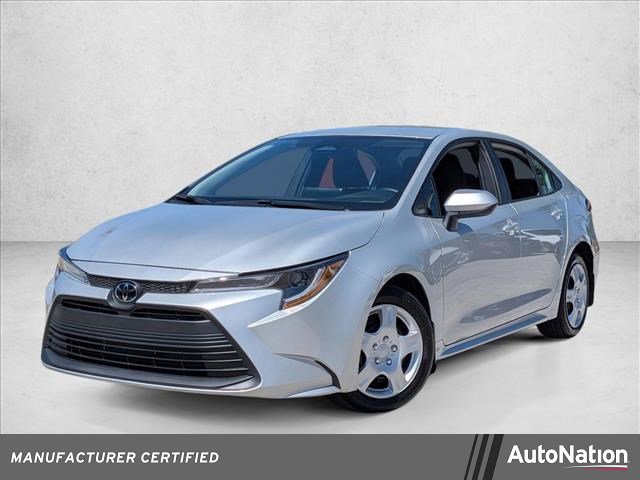 Used 2025 Toyota Corolla LE FWD image 1
