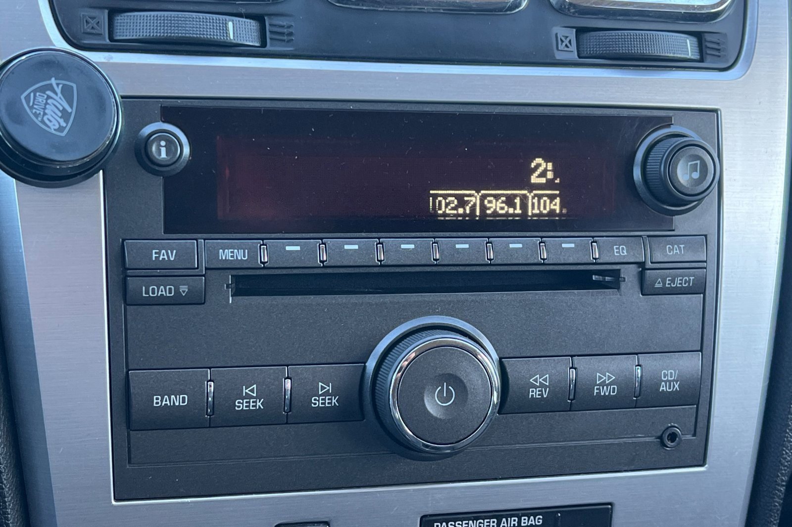 Used 2010 GMC Acadia SLE image 16