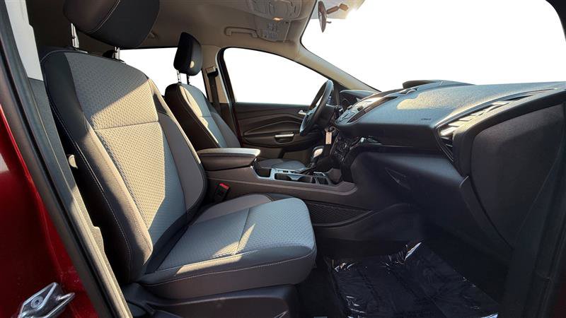Used 2018 Ford Escape SE AWD/4WD image 17