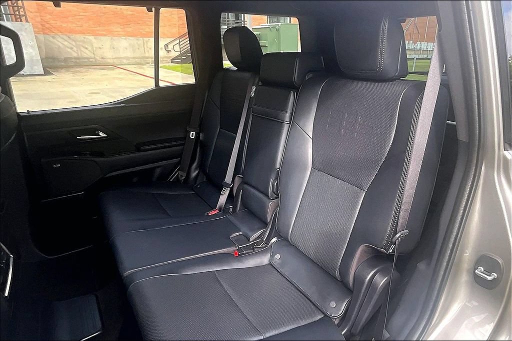 Used 2024 Lexus GX 550 AWD/4WD image 35