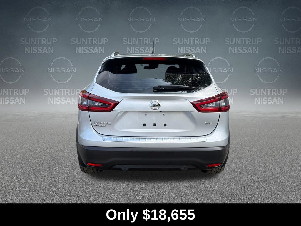 Used 2020 Nissan Rogue Sport SL FWD image 4