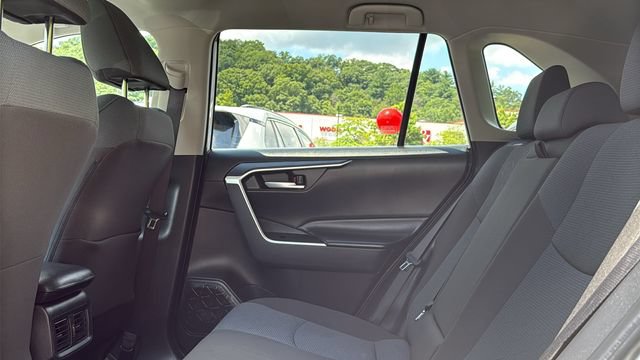 Certified 2025 Toyota RAV4 XLE AWD/4WD image 21