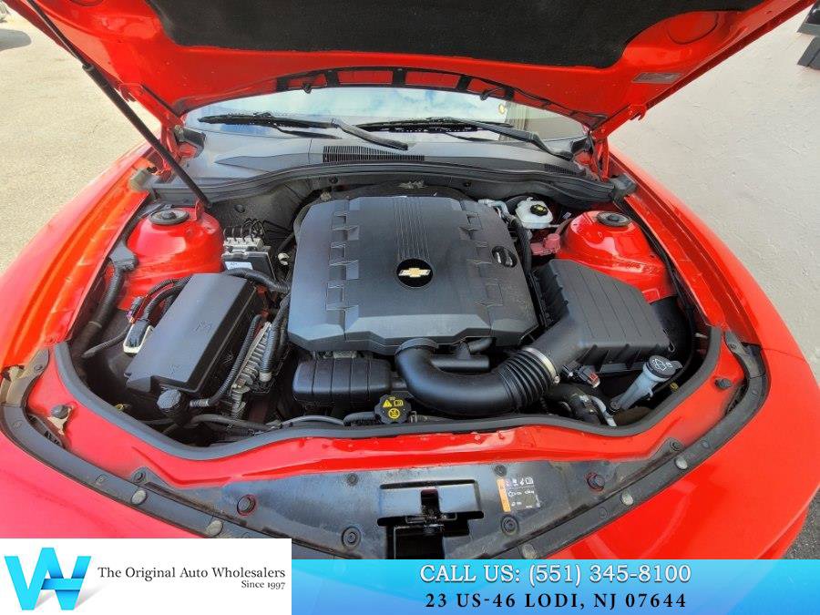 Used 2014 Chevrolet Camaro LT image 19