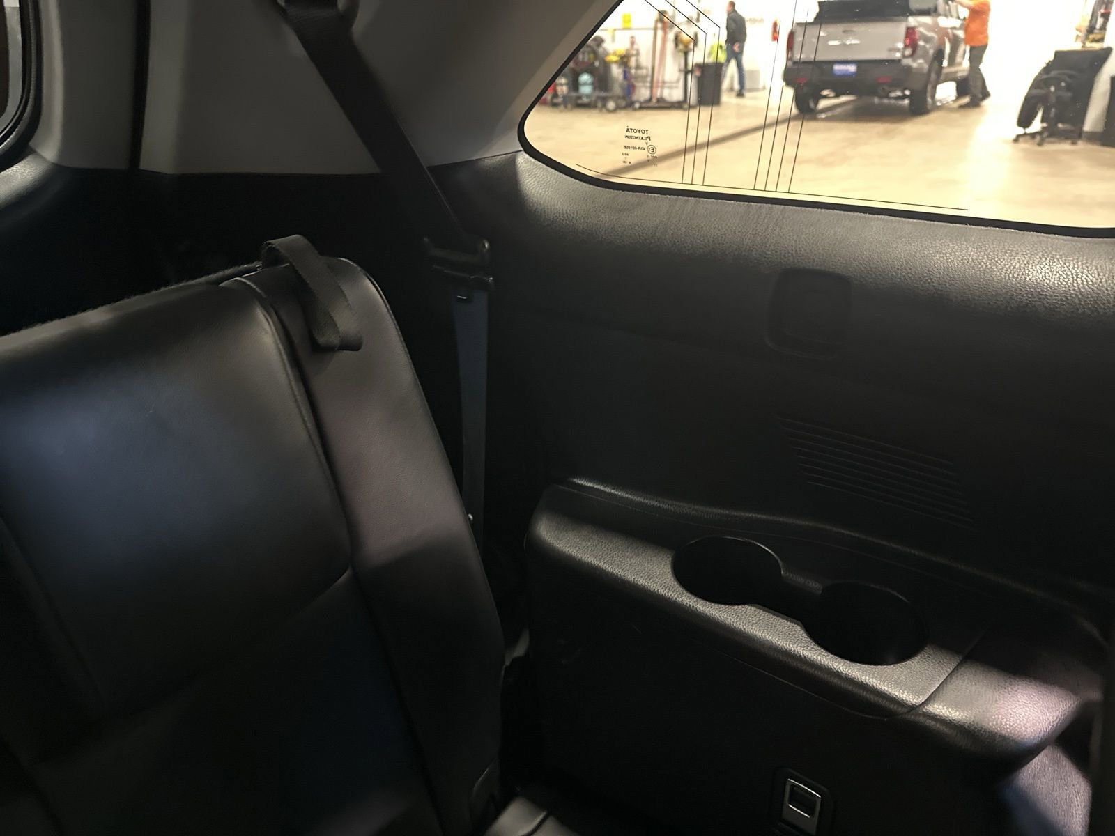 Used 2019 Toyota Highlander Limited w/ Protection Package #3 AWD/4WD image 29