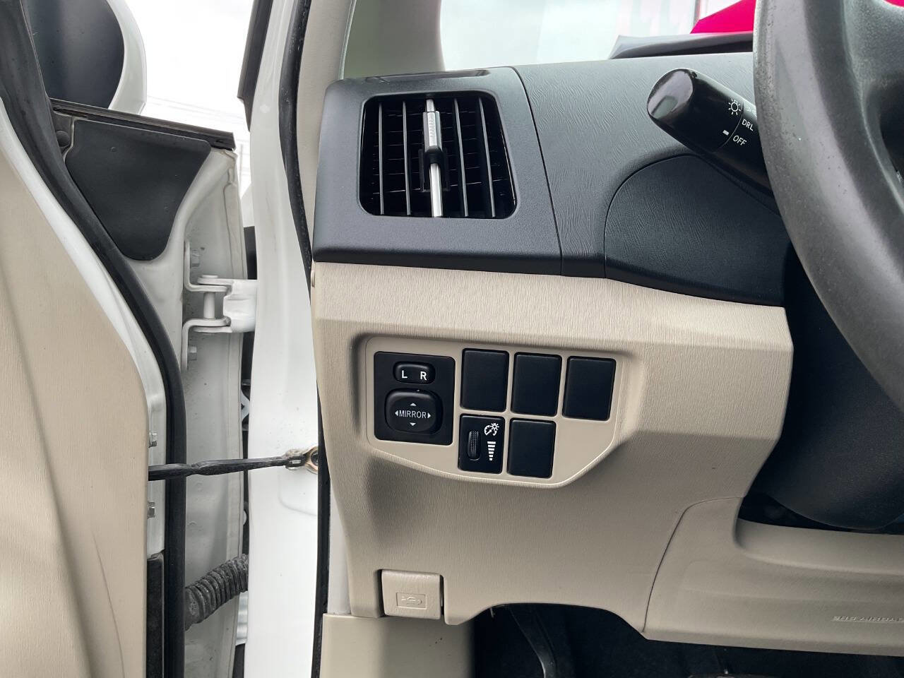 Used 2012 Toyota Prius Two FWD image 16