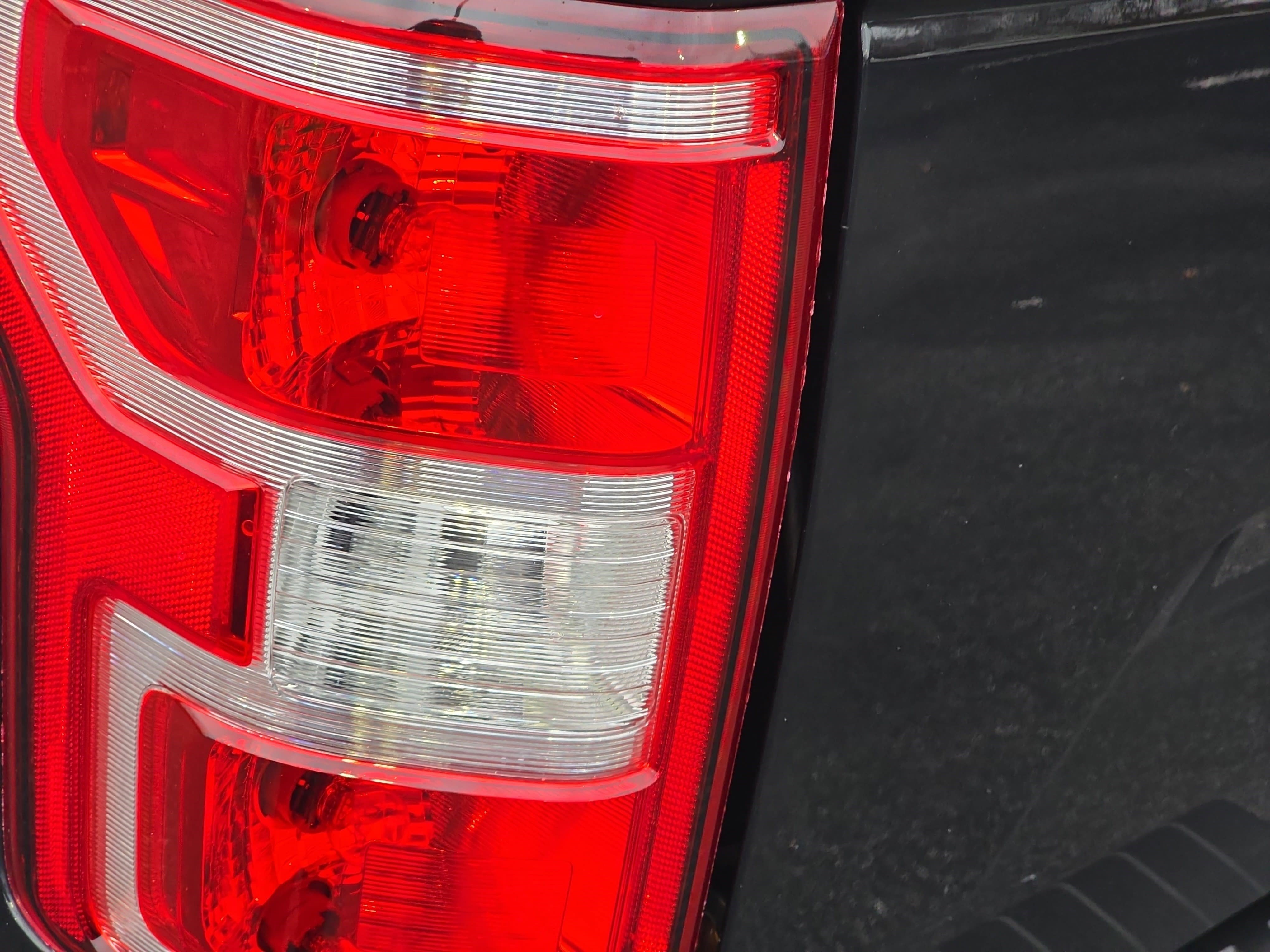 Used 2018 Ford F150 XLT w/ Equipment Group 302A Luxury image 33