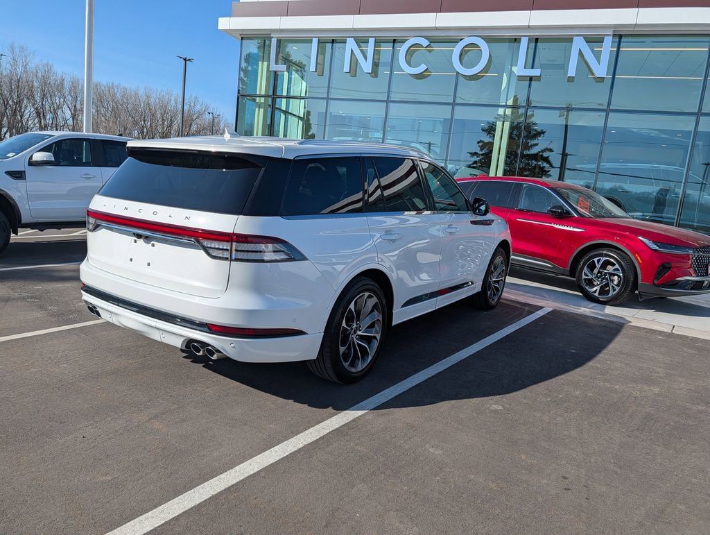 Used 2021 Lincoln Aviator Grand Touring w/ Equipment Group 301A image 5