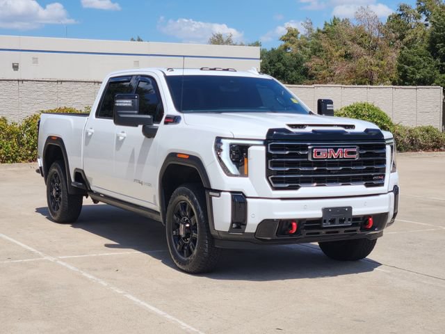 Used 2025 GMC Sierra 2500 AT4 w/ AT4 Premium Plus Package AWD/4WD image 3