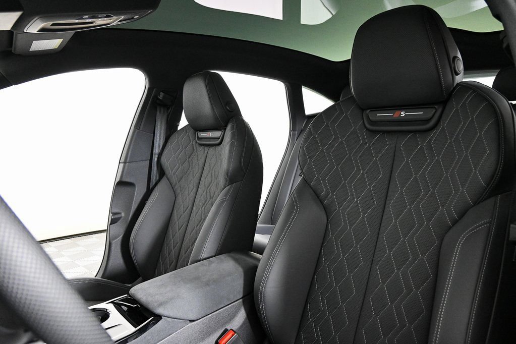 New 2025 Audi S6 e-tron Prestige AWD/4WD image 5