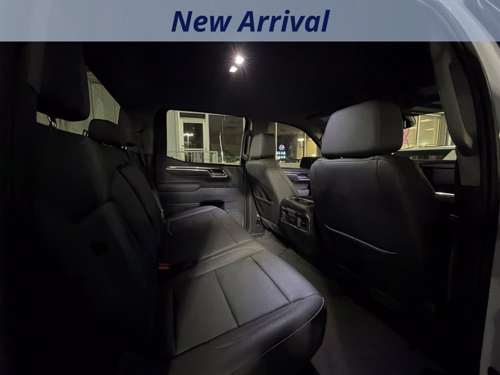 Used 2026 Chevrolet Silverado 1500 LTZ AWD/4WD image 7