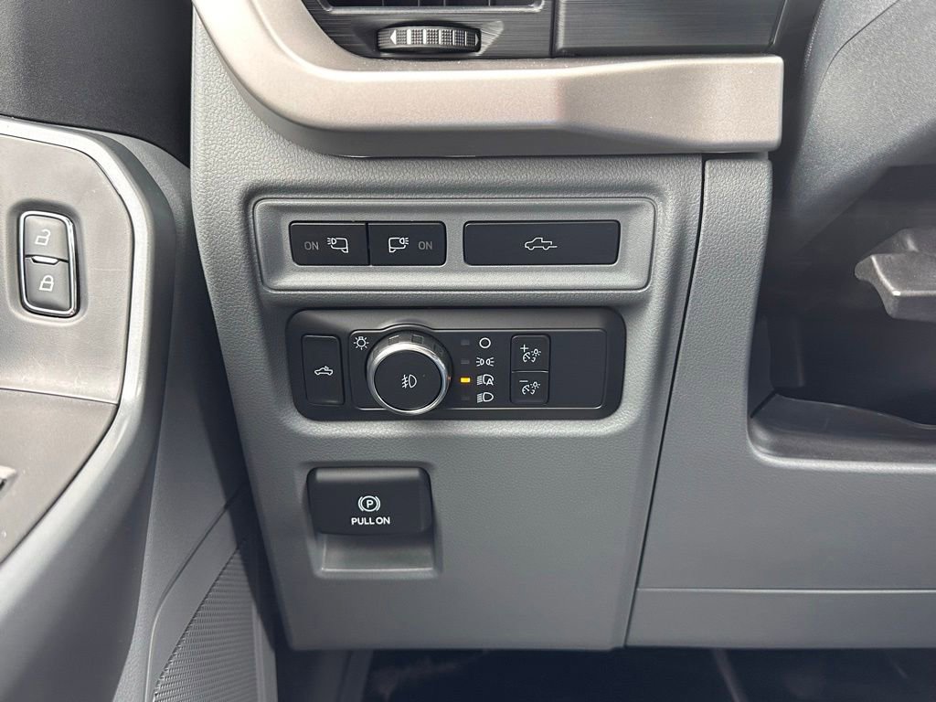 Used 2021 Ford F150 XLT w/ Equipment Group 302A High AWD/4WD image 28