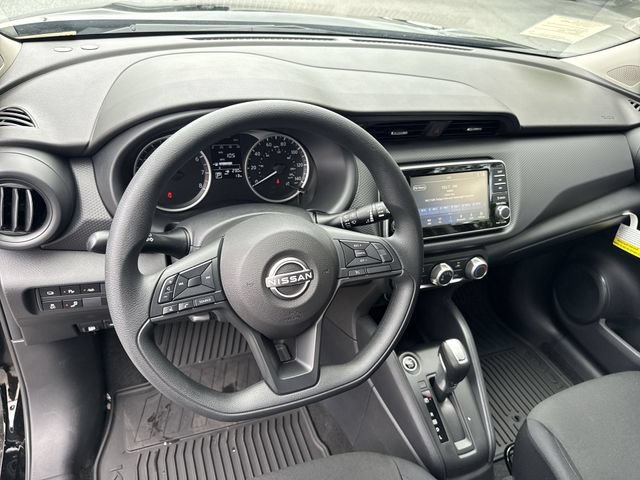 New 2025 Nissan Kicks Play S FWD image 15
