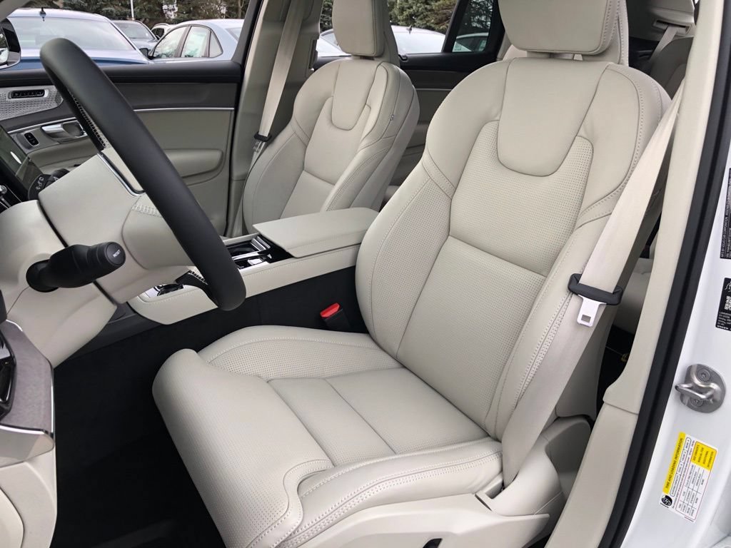 New 2026 Volvo XC90 T8 Ultra w/ Protection Package Premier AWD/4WD image 26