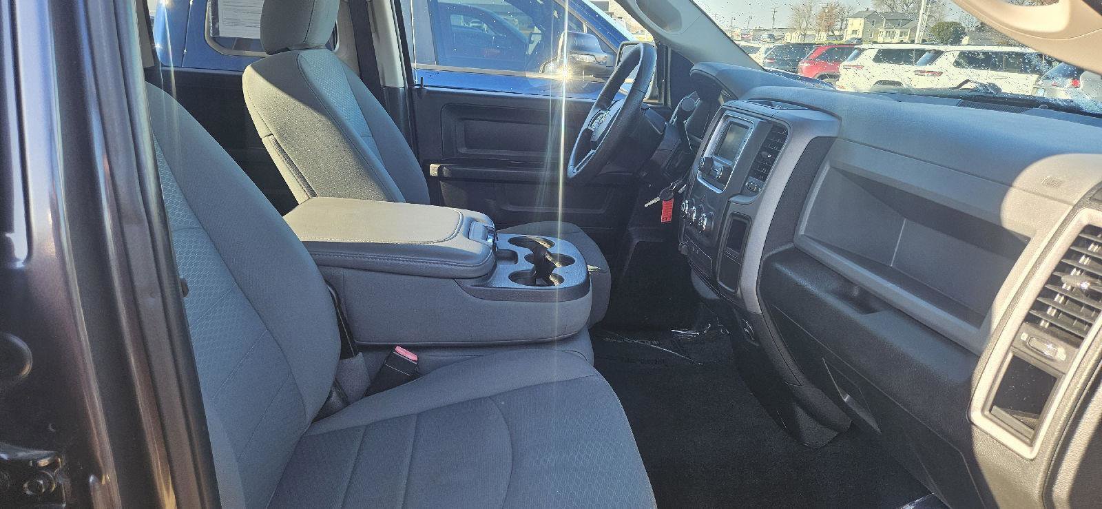 Used 2014 RAM 1500 Express image 23