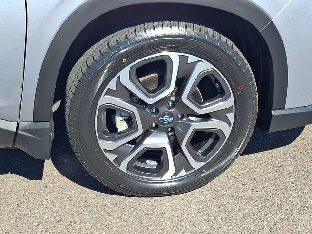 Used 2024 Subaru Ascent Touring w/ Popular Package #2 AWD/4WD image 8