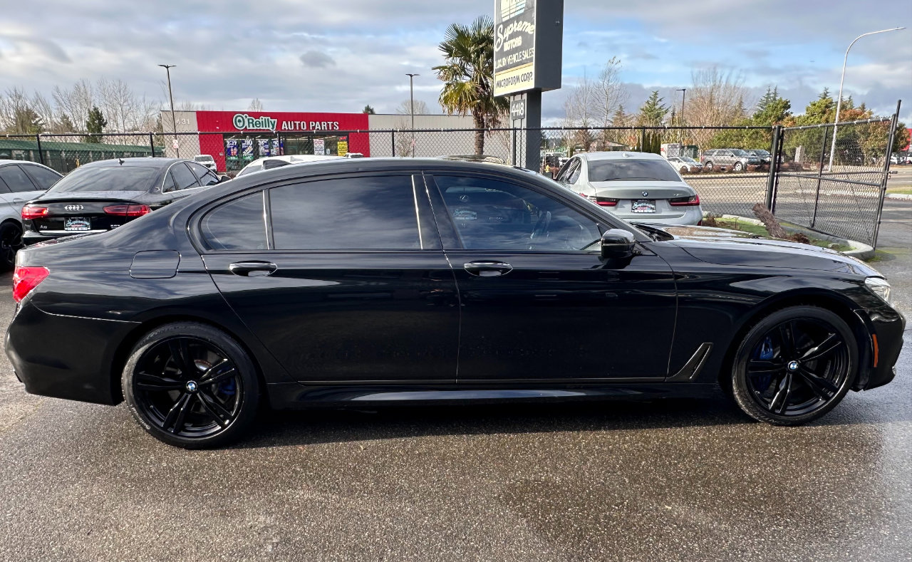 Used 2019 BMW 740i w/ M Sport Package image 15