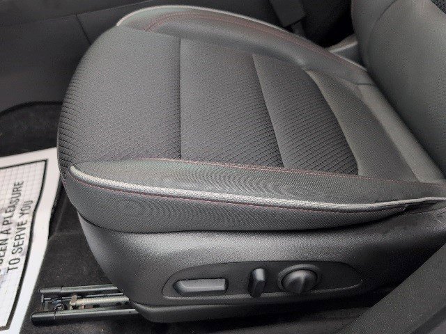 Certified 2023 Chevrolet TrailBlazer RS w/ Driver Confidence Package image 16