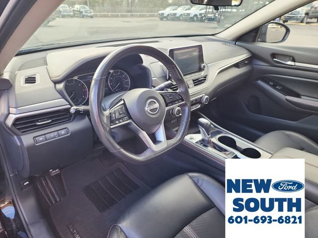 Used 2024 Nissan Altima 2.5 SR image 9