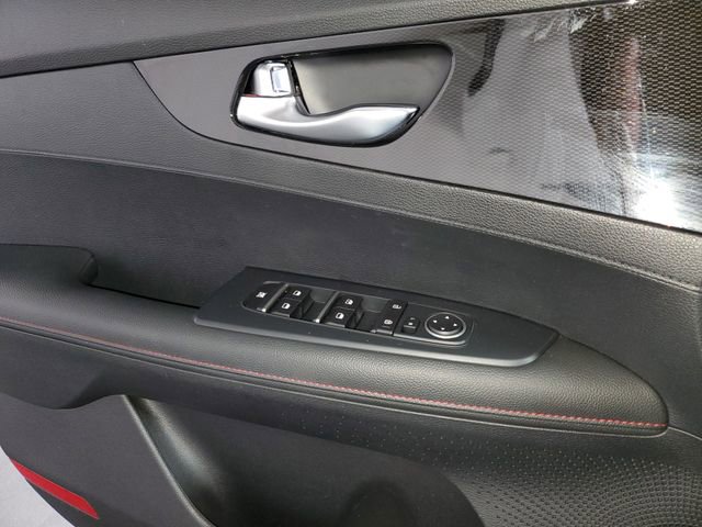 Used 2021 Kia Forte GT image 25