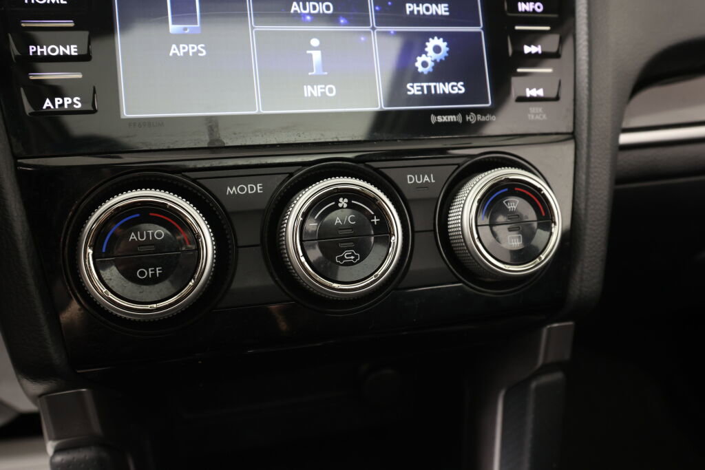 Used 2017 Subaru Forester 2.5i Touring image 39